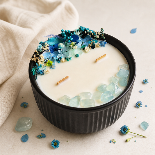 Blue Bloom and Aquamarine floral crystal candle with preserved blue flowers and two wooden wicks, handmade by Isola Candles in Belgium