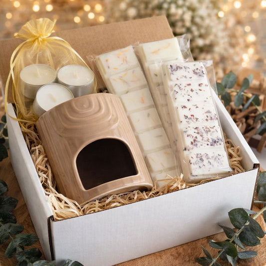 Ceramic wax melt burner gift box with scented soy wax melts and 3 mini candles by Isola Aura Home